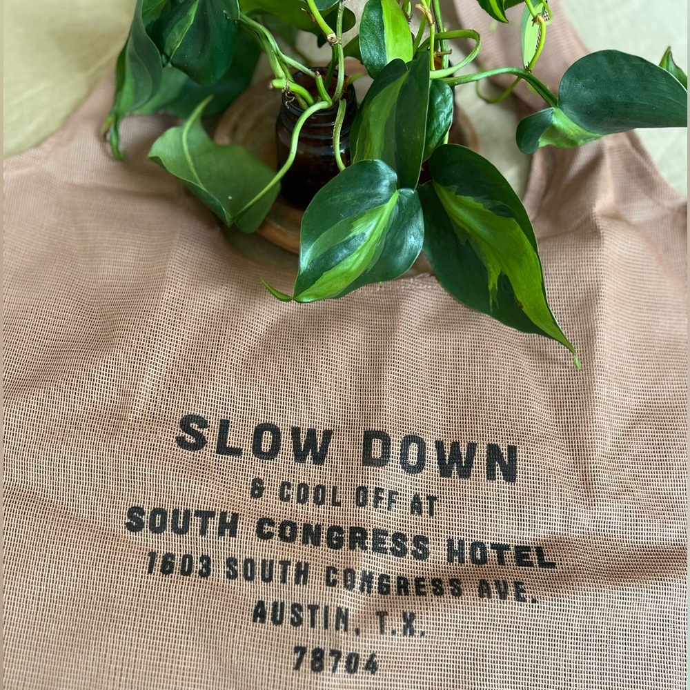 JUNES - SoCo ATX Mesh Tote Pool Bag NWT